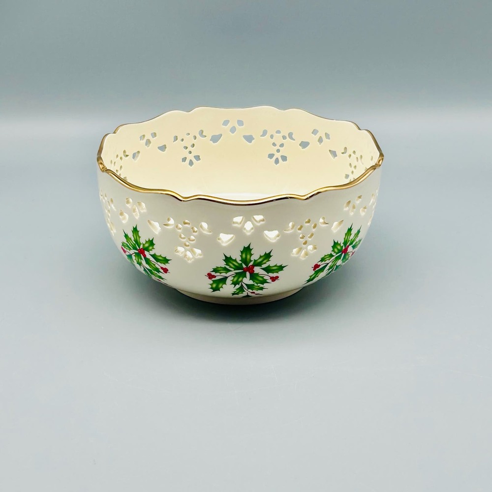 Lenox “Holiday” Reticulated Fine China Serving Bowl 6”